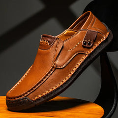 Mocassins brillants à enfiler pour homme