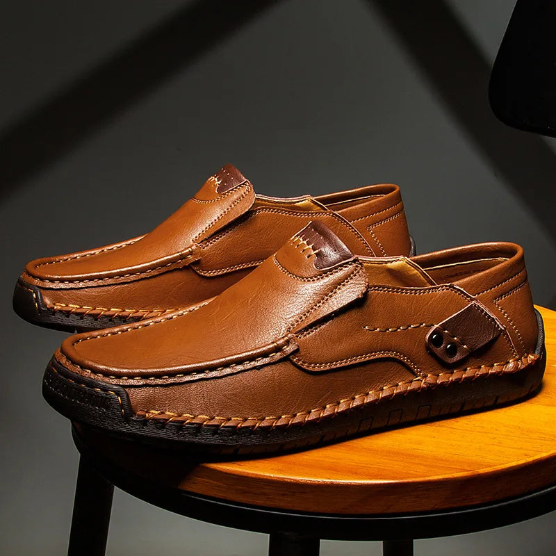 Mocassins brillants à enfiler pour homme